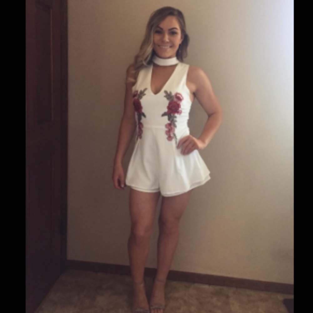 NWOT SELLING FAST! Sexy & Fun AMAZING romper! - Picture 2 of 8